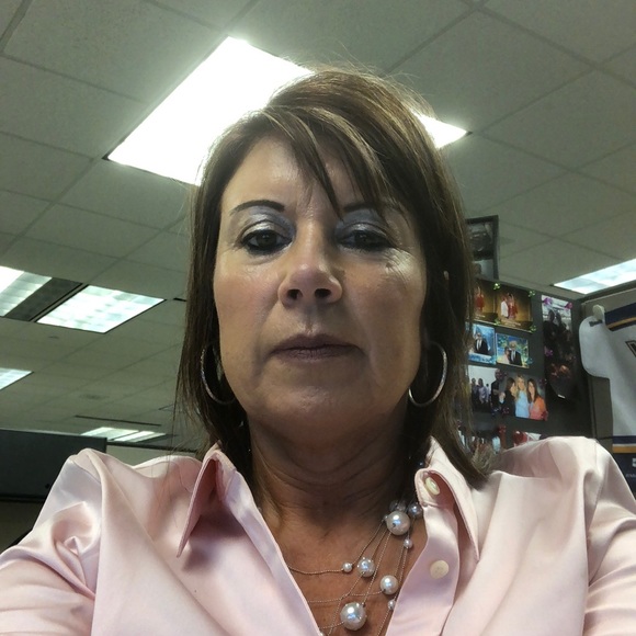 Meet your Posher, Sherri - Picture 1 of 1